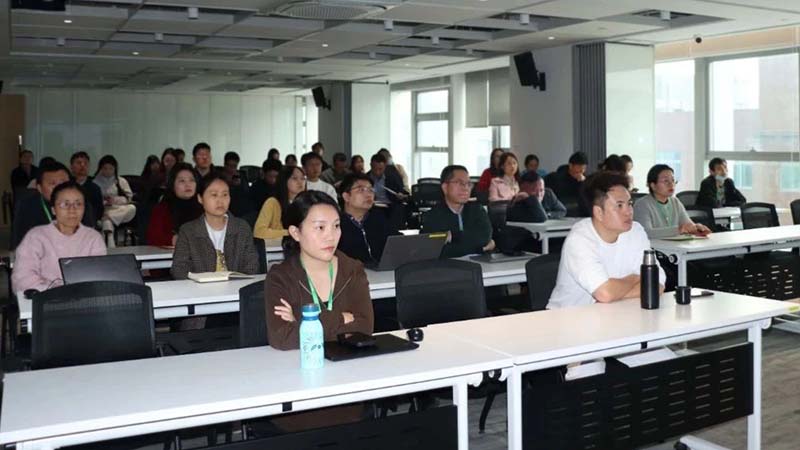 潔特生物“AI賦能”專題培訓(xùn)圓滿舉辦，開啟智能化深化新篇章！